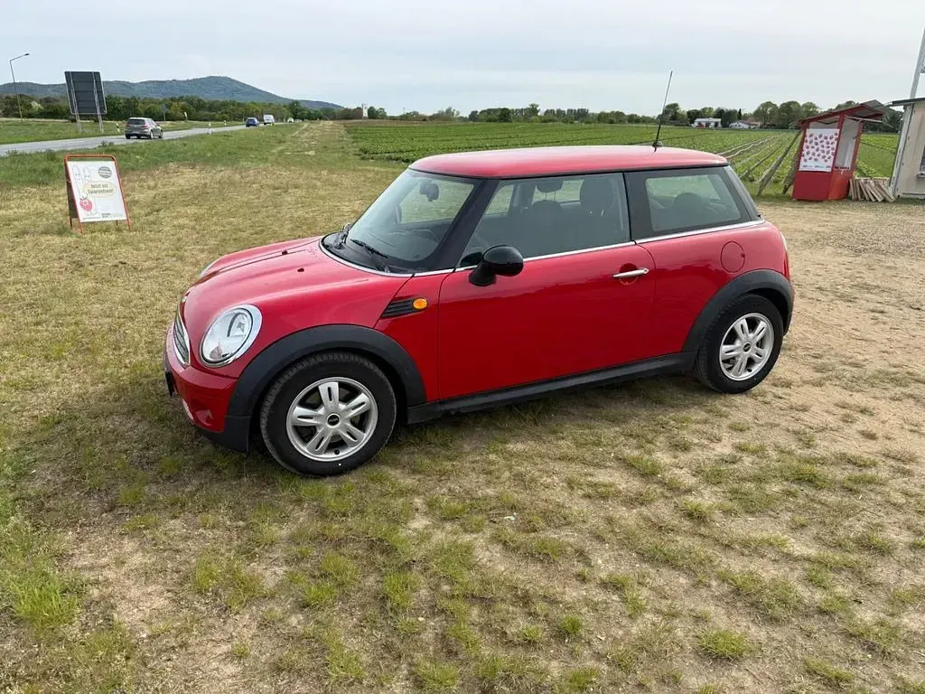 Brugt Mini ONE 98 HK (72 kW) 2009 Rød Hatchback