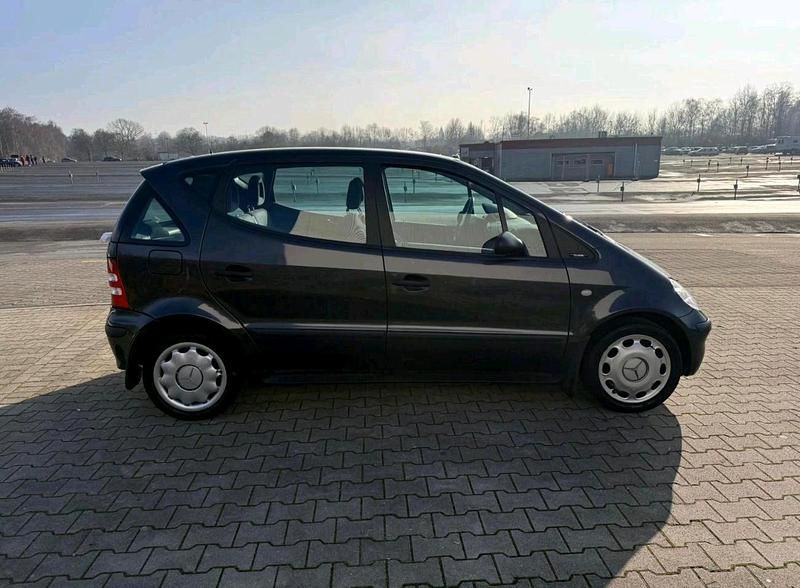 Gebraucht Mercedes A160 101 PS (74 kW) 2003 Grau Limousine