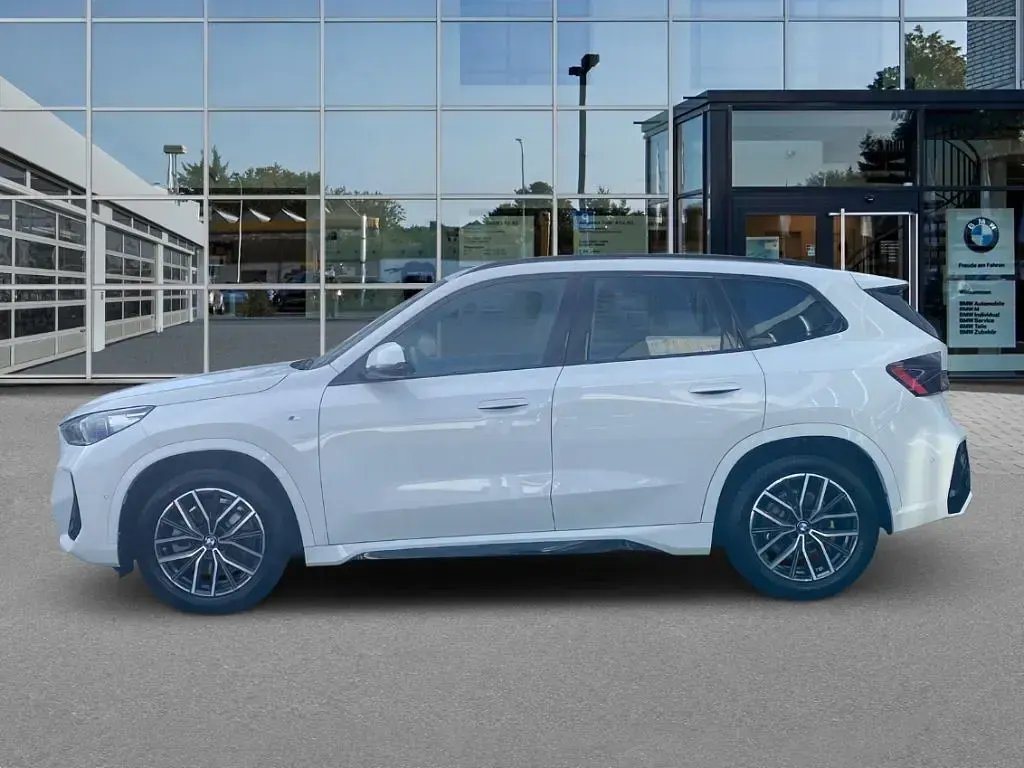 Gebraucht BMW X1 M Sport 156 PS (114 kW) 2024 Weiss SUV