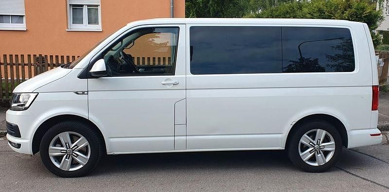 Weiß Gebraucht 2017 VW T6 Van | 35.500 € (Guter Preis) - Bild 1/4