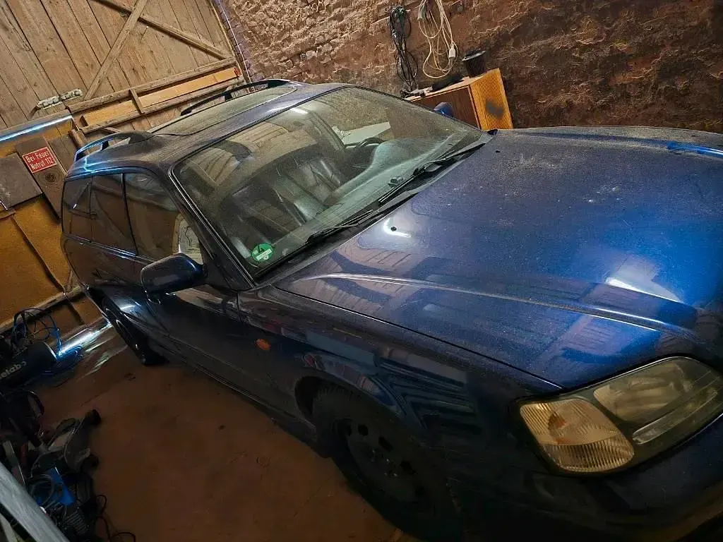 Gebraucht Subaru Legacy 156 PS (114 kW) 2000 Blau Kombi