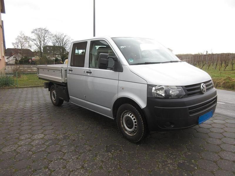 Gebraucht VW Transporter 140 PS (102 kW) 2014 Silber Van