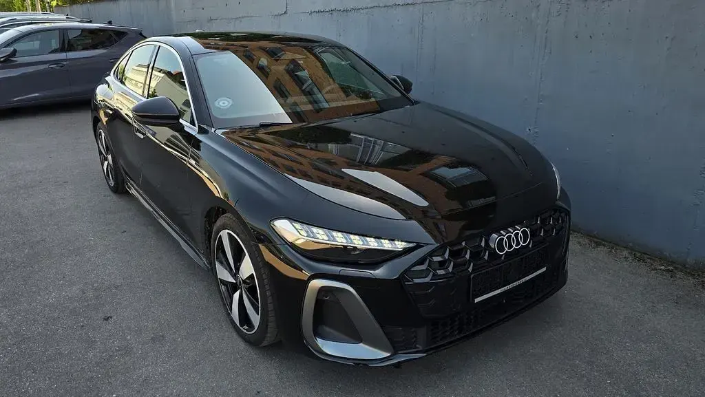 Occasion Audi A5 S-Line 204 ch (150 kW) 2025 Noir Berline