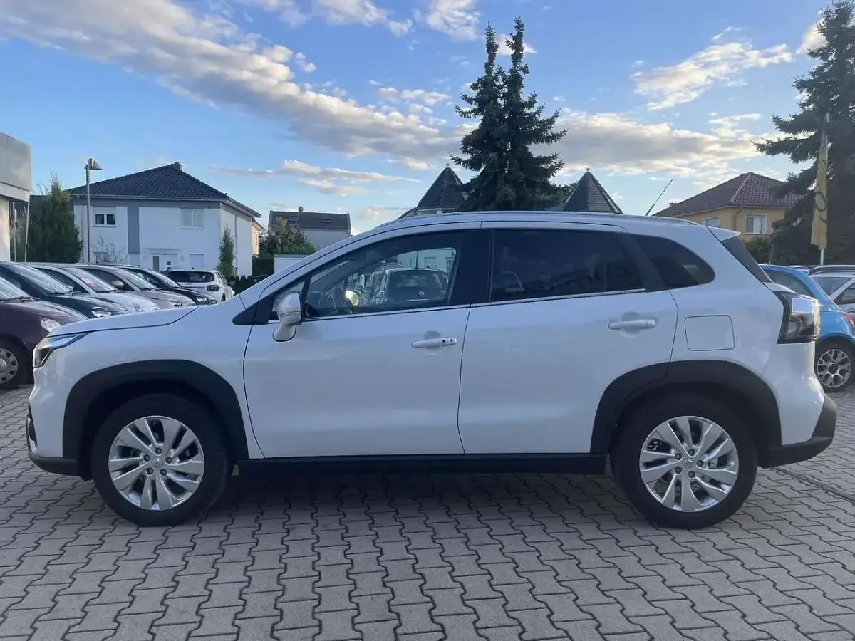 Gebraucht Suzuki SX4 S-Cross Comfort 102 PS (75 kW) 2024 Weiß SUV
