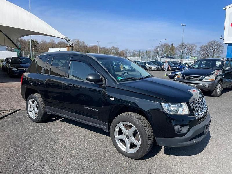 Gebraucht Jeep Compass Limited 163 PS (119 kW) 2013 Schwarz SUV