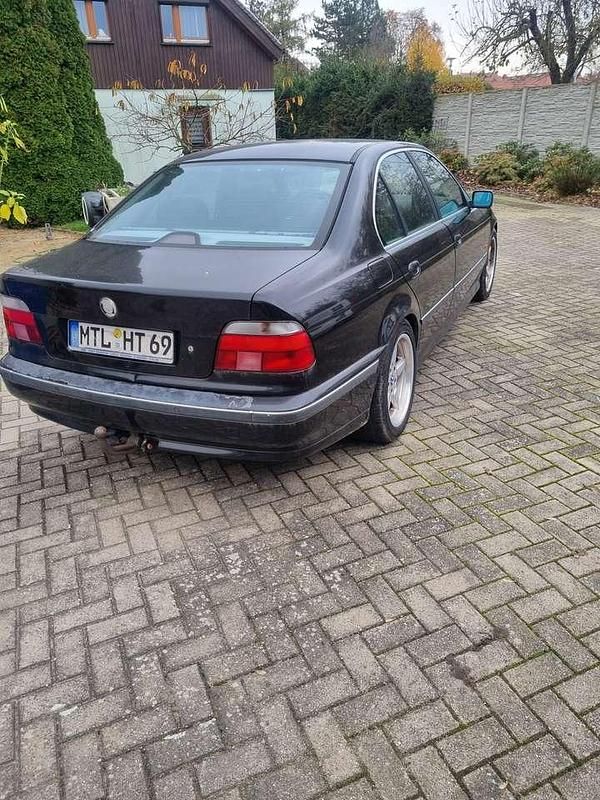Gebraucht BMW 520 150 PS (110 kW) 1997 Schwarz Limousine