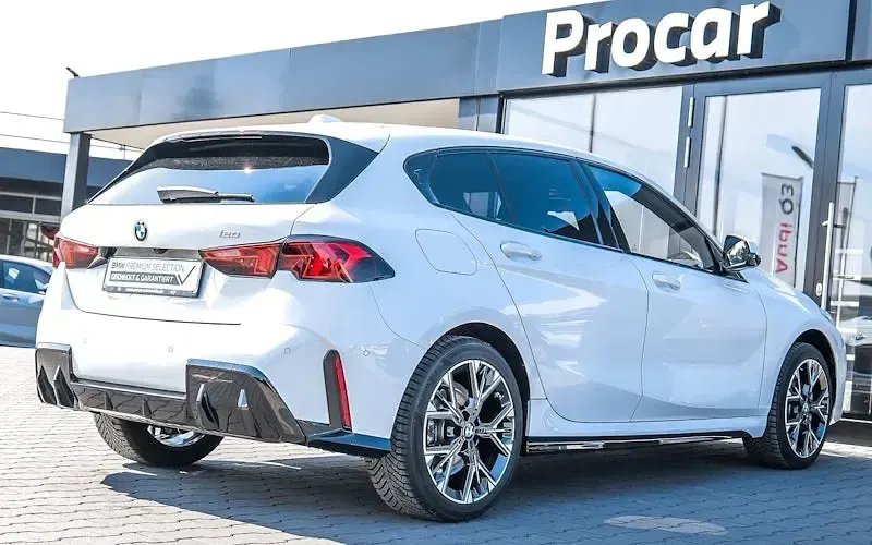 Gebraucht BMW 120 Shadowline 170 PS (125 kW) 2025 Weiß Kleinwagen