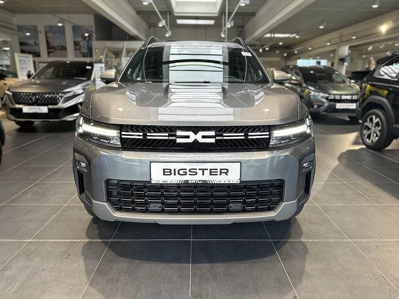 Neu Dacia Bigster Expression 131 PS (96 kW) 2025 Dolomitgrau SUV