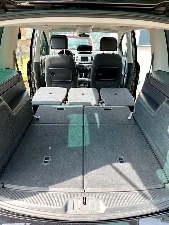 Gebraucht VW Sharan Comfortline 150 PS (110 kW) 2016 Schwarz Van / Kleinbus