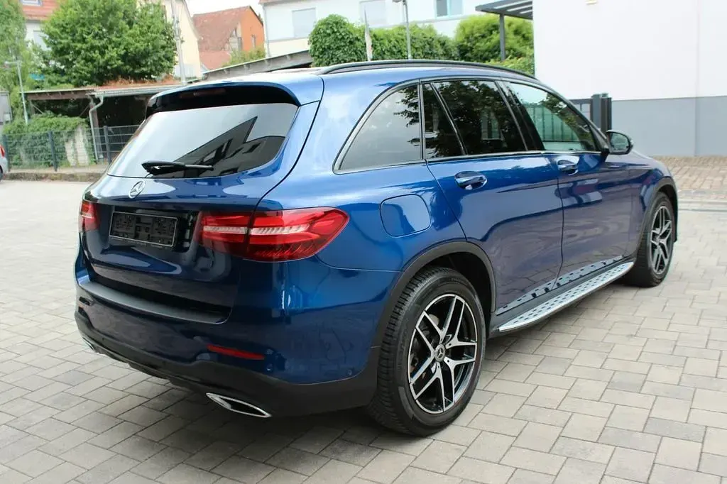 Gebraucht Mercedes GLC250 AMG 204 PS (150 kW) 2018 Blau SUV