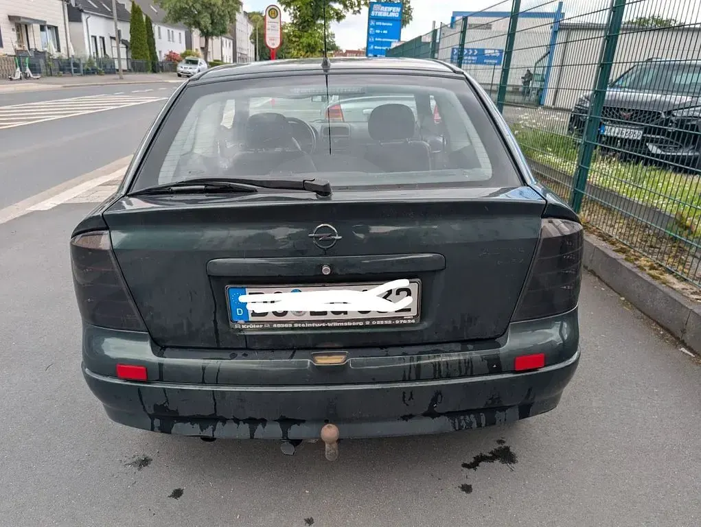 Gebraucht Opel Astra 101 PS (74 kW) 1998 Limousine