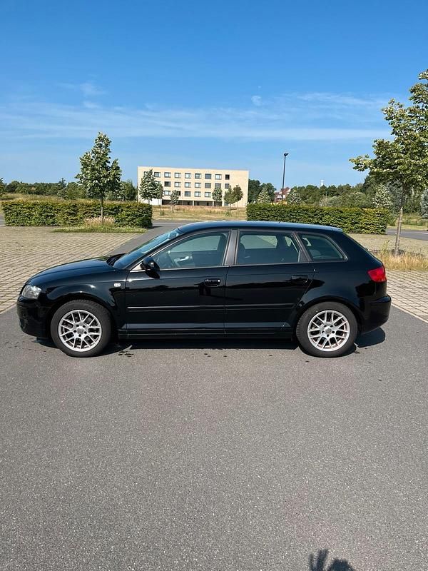 Gebraucht Audi A3 Sportback 102 PS (75 kW) 2007 Schwarz Kleinwagen