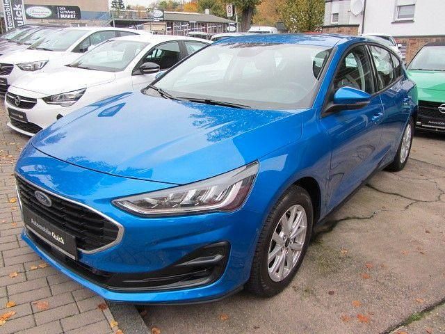 Gebraucht Ford Focus 155 PS (114 kW) 2022 Dynamic  blau Limousine