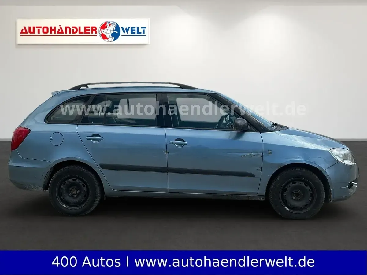 Używany Skoda Fabia Ambiente 86 KM (63 kW) 2009 Niebieski Kombi
