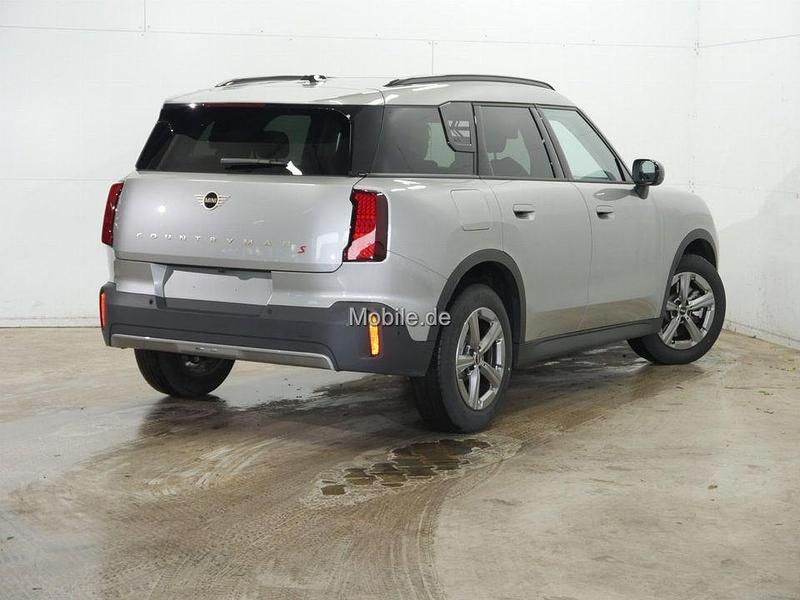 Gebraucht Mini Countryman Favoured 218 PS (160 kW) 2024 Silber SUV