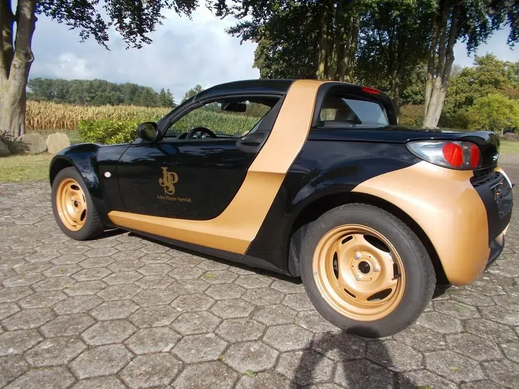 Używany Smart Roadster 82 KM (60 kW) 2004 Czarny Kabriolet