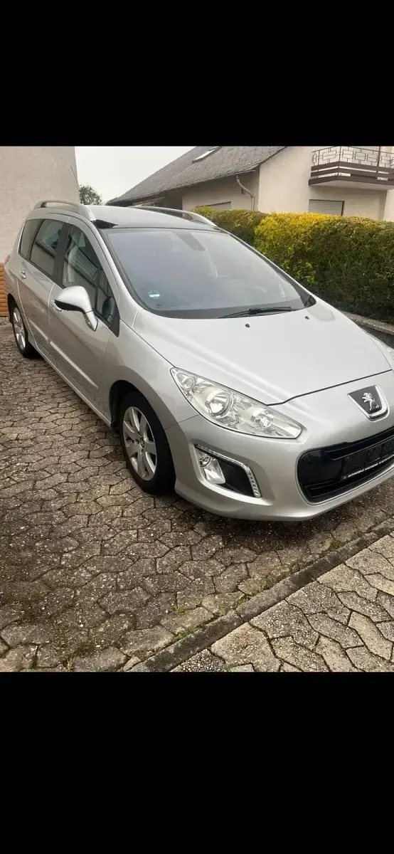 Gebraucht Peugeot 308 110 PS (80 kW) 2013 Silber Kombi