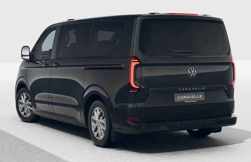 Neu VW T7 Style 150 PS (110 kW) 2026 Schwarz Van