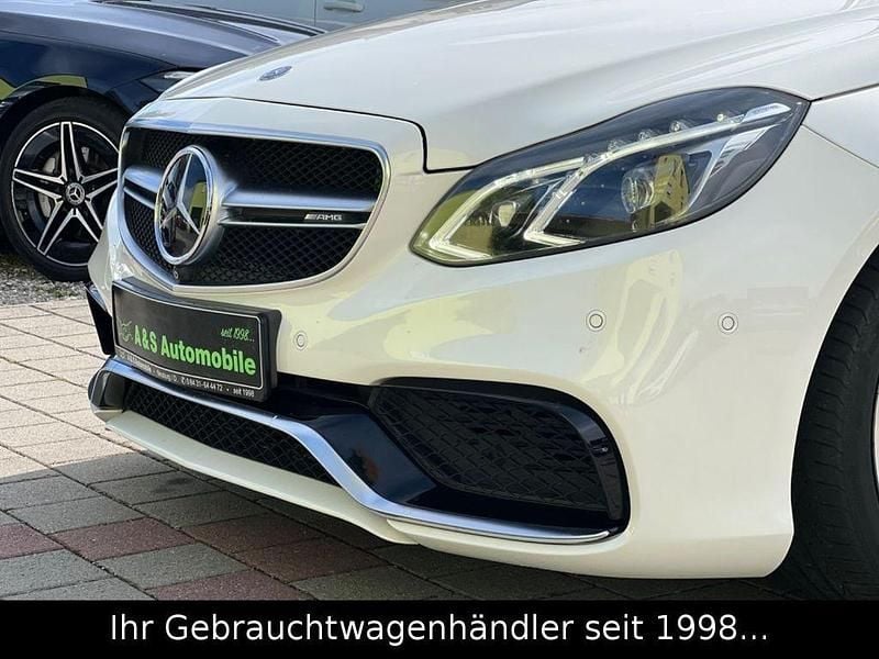 Gebraucht Mercedes E63 AMG AMG 557 PS (409 kW) 2014 Weiß Limousine