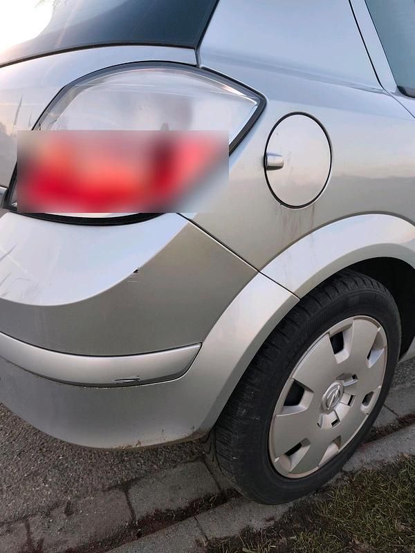 Gebraucht Opel Astra 77 PS (56 kW) 2006 Silber Kleinwagen