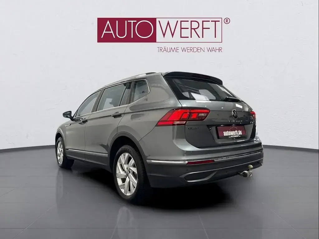 Gebraucht VW Tiguan Life 150 PS (110 kW) 2025 Grau SUV