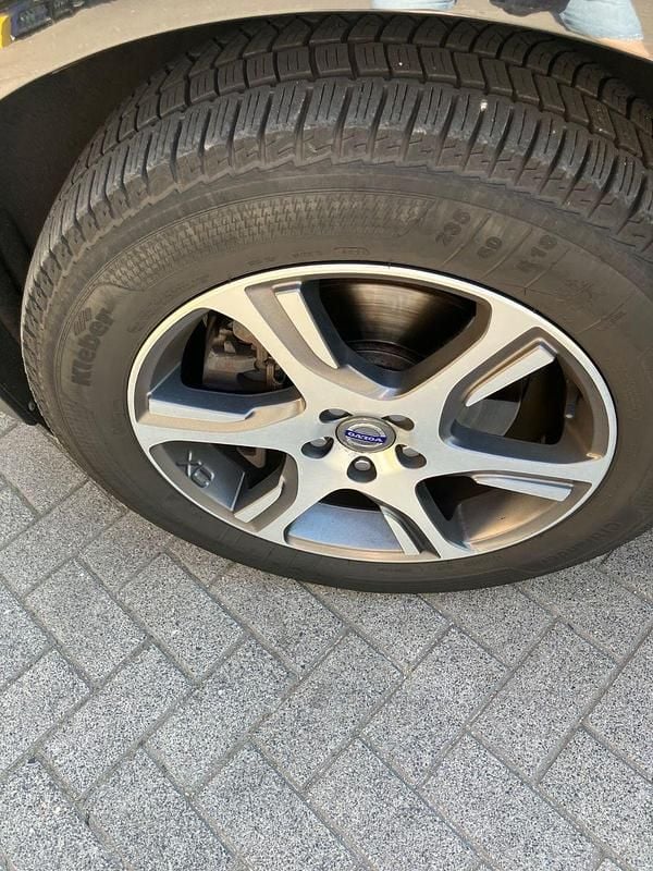 Gebraucht Volvo XC60 Momentum 163 PS (119 kW) 2011 Schwarz SUV