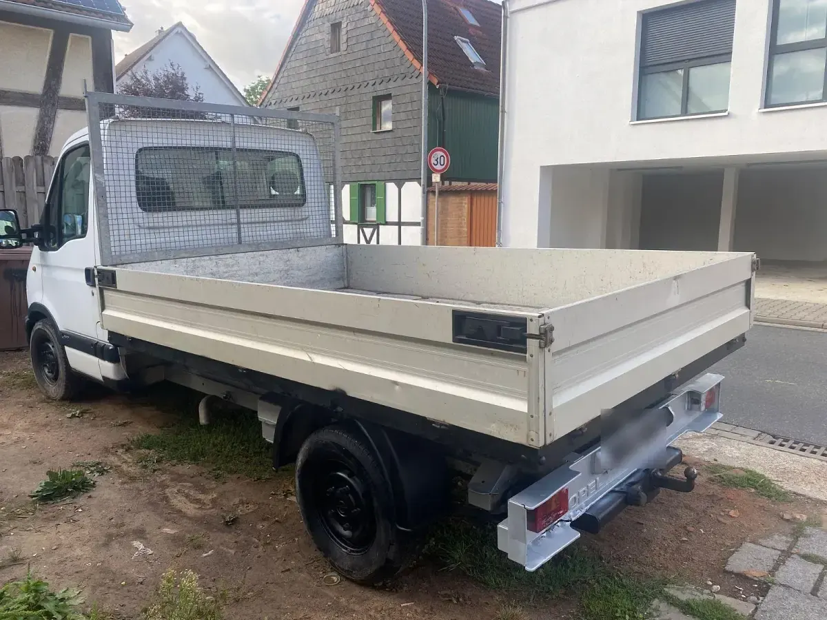 Gebraucht Opel Movano 114 PS (83 kW) 2000 Weiß Van / Kleinbus
