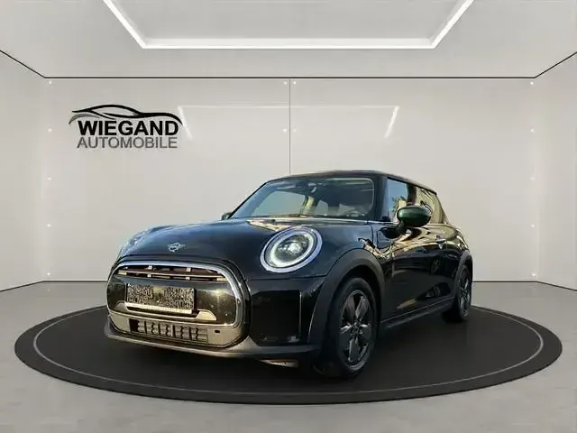Second-hand Mini Cooper 136 CP (100 kW) 2022 Negru Hatchback