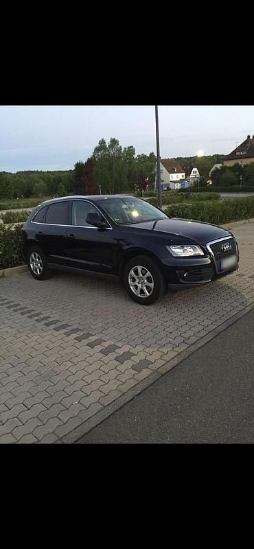 Second-hand Audi Q5 170 CP (125 kW) 2009 Albastru SUV