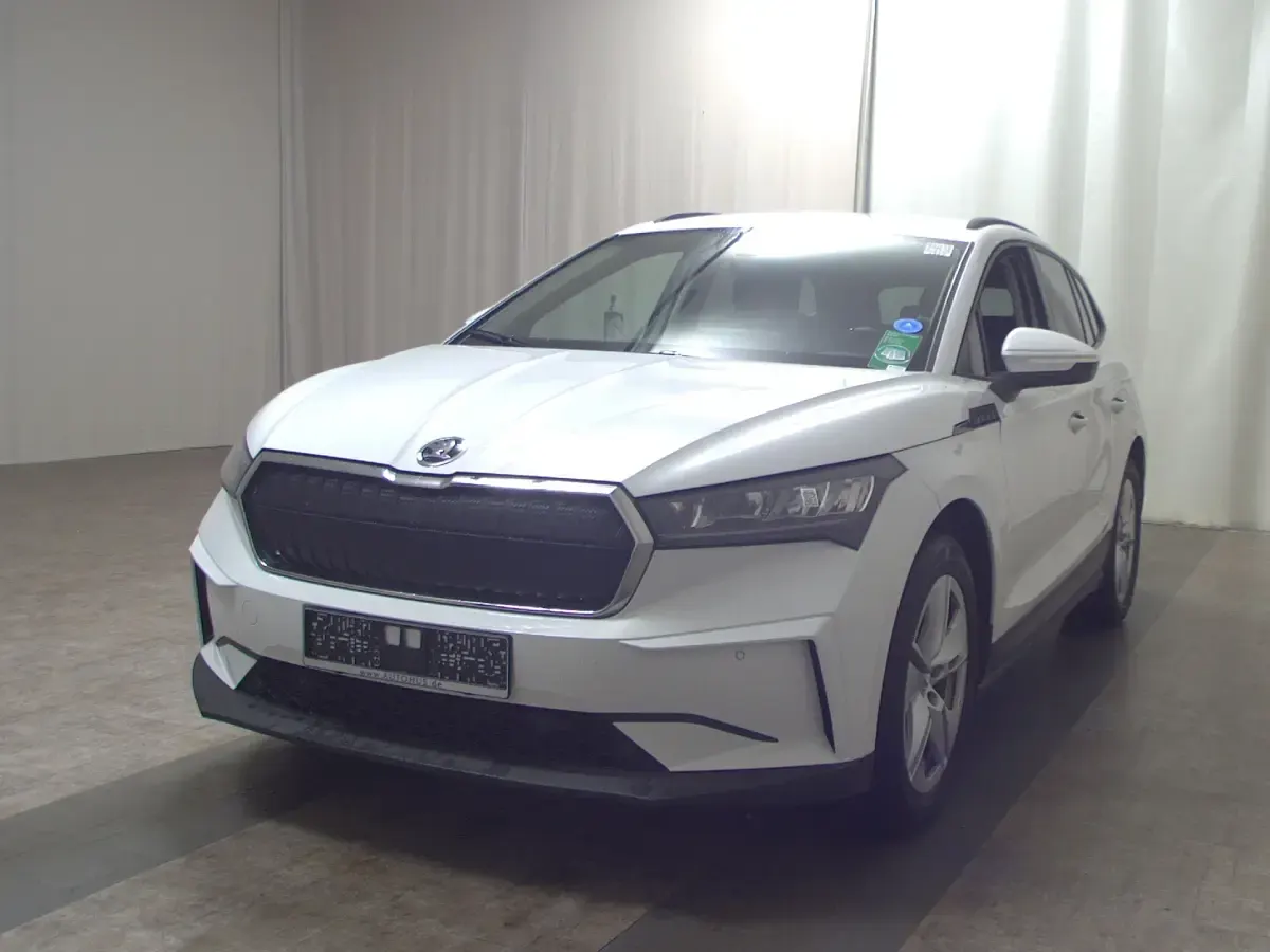 Gebraucht Skoda Enyaq iV Loft 132 kW (180 PS) 2023 Weiss SUV