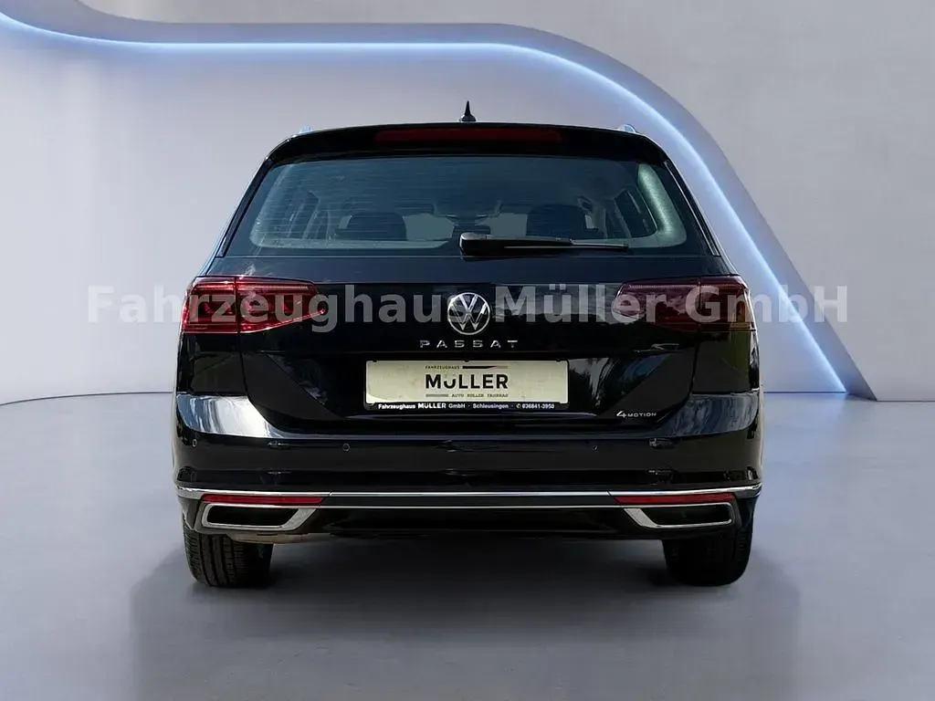 Usata VW Passat Elegance 200 CV (147 kW) 2024 Nero Station wagon