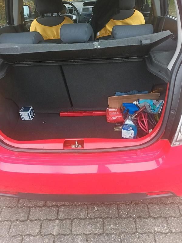 Second-hand Chevrolet Spark 68 CP (50 kW) 2013 Roșu Hatchback