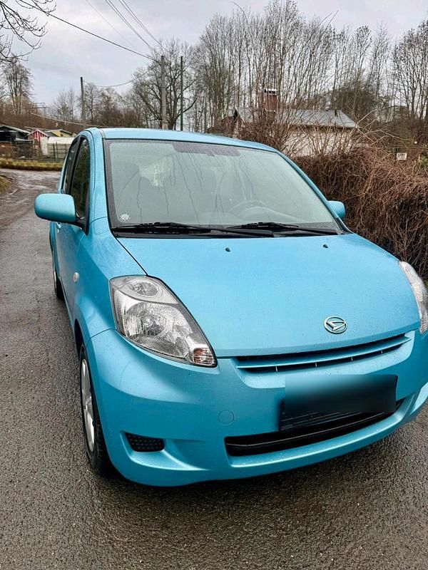 Gebraucht Daihatsu Sirion 69 PS (50 kW) 2008 Blau Kleinwagen