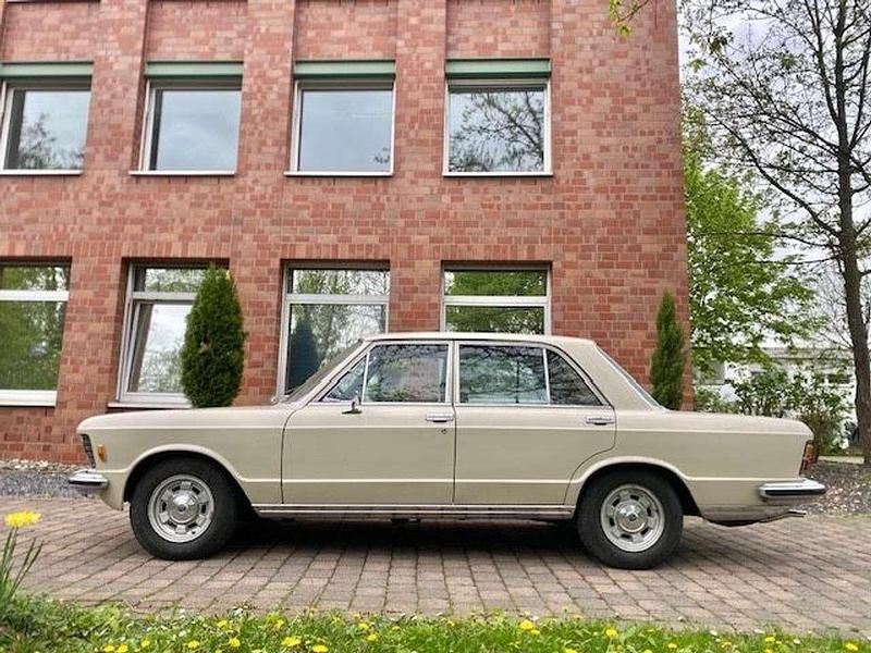 Gebraucht Fiat 130 165 PS (121 kW) 1972 Beige Limousine