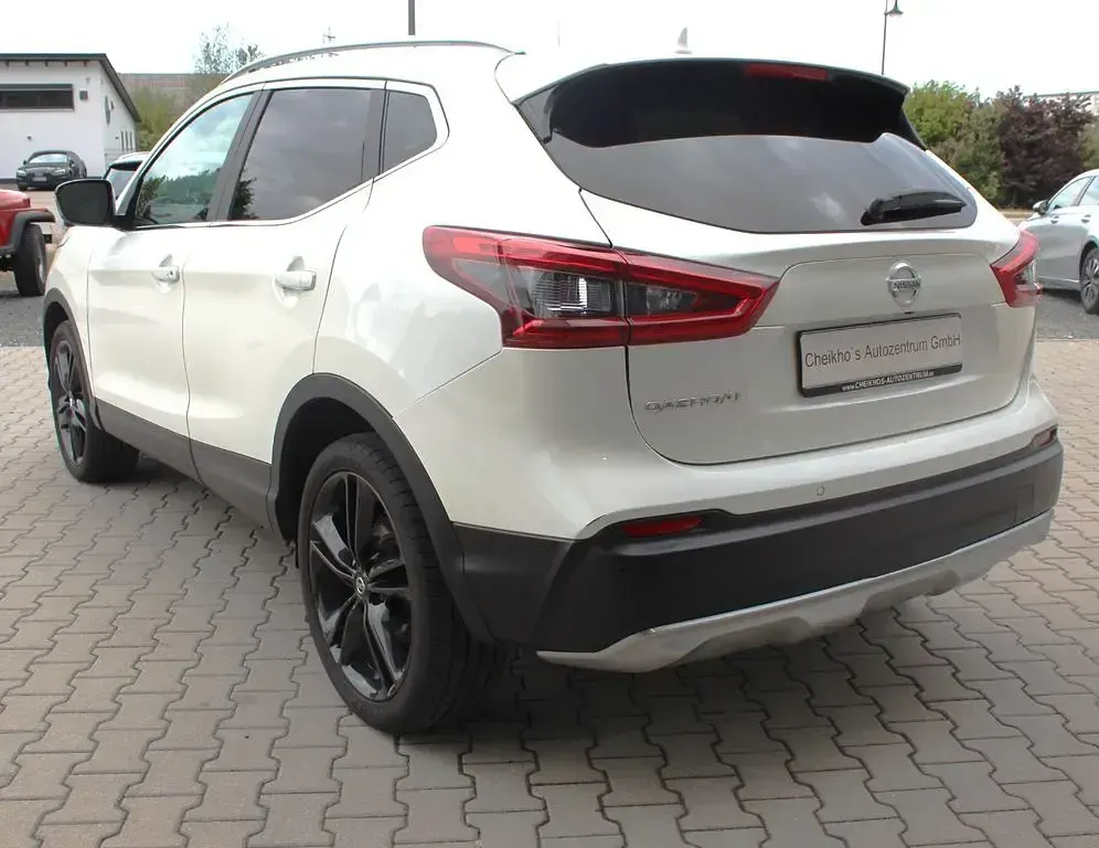 Gebraucht Nissan Qashqai N-Motion 159 PS (116 kW) 2019 Weiß SUV