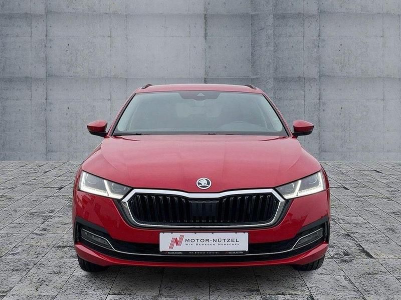 Gebraucht Skoda Octavia Style 150 PS (110 kW) 2021 Velvetrot premium metallic Kombi