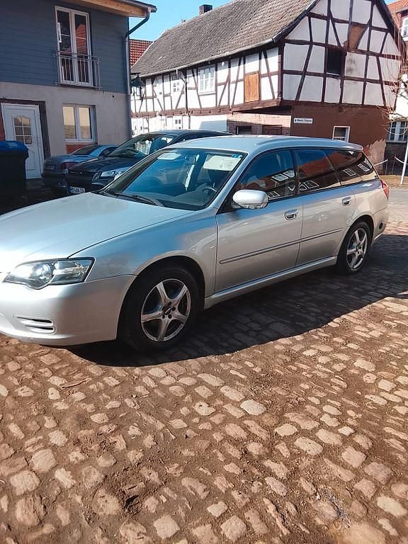 Gebraucht Subaru Legacy 137 PS (100 kW) 2004 Silber Kombi