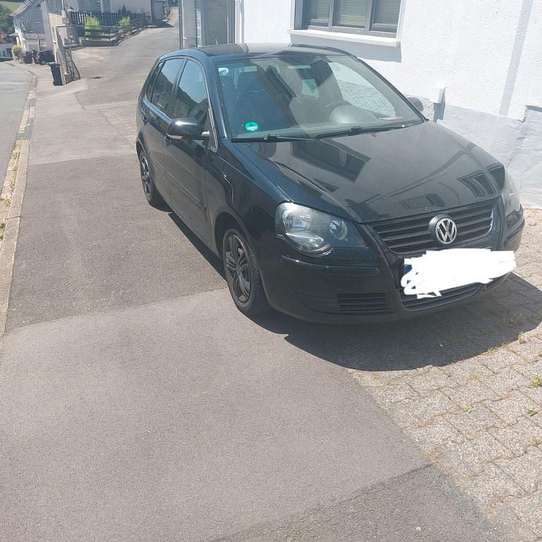Schwarz Gebraucht 2008 VW Polo Trendline Limousine | 2.000 € (Guter Preis) - Bild 1/4