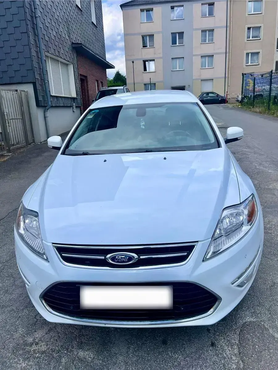 Gebraucht Ford Mondeo 160 PS (117 kW) 2014 Weiß Kombi