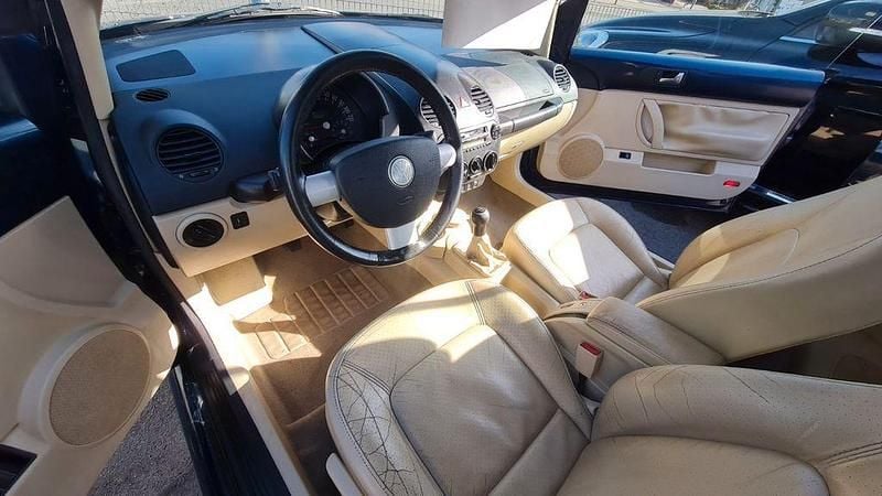 Gebraucht VW New Beetle Cabriolet 102 PS (75 kW) 2005 Blau Cabrio