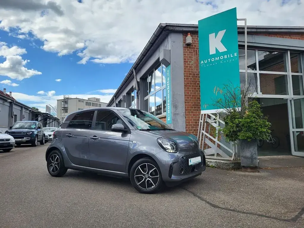 Gebraucht Smart ForFour Electric Drive Passion 60 kW (82 PS) 2020 Grau Limousine