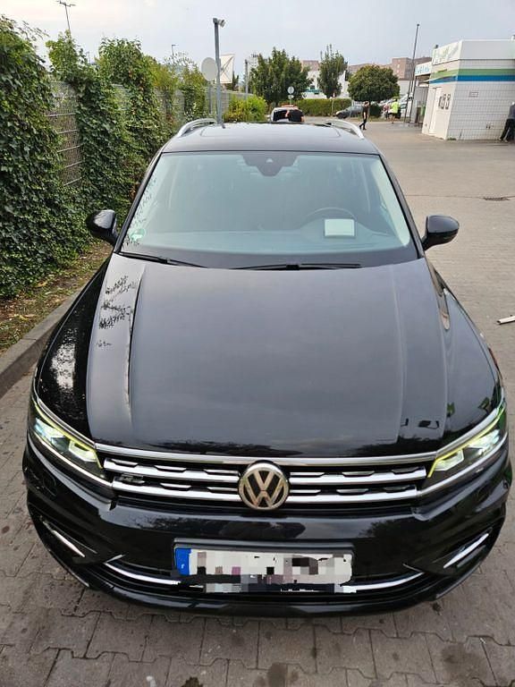 Gebraucht VW Tiguan Highline 190 PS (139 kW) 2017 Schwarz SUV
