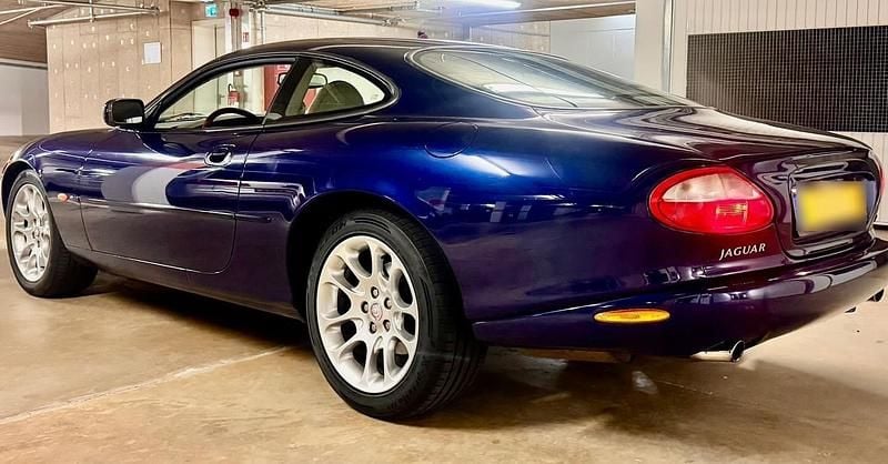 Occasion Jaguar XK8 284 ch (208 kW) 2000 Bleue Coupé
