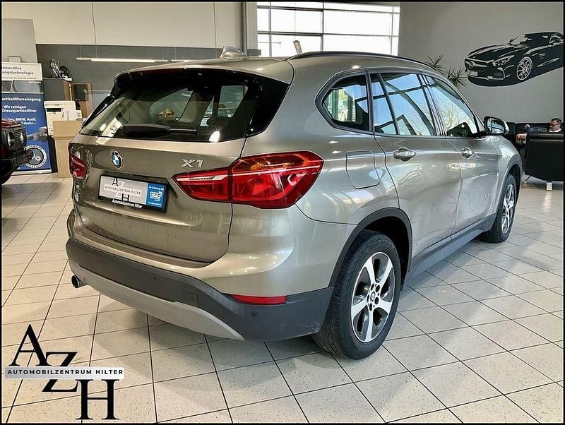 Gebraucht BMW X1 Advantage 136 PS (100 kW) 2016 Silber SUV