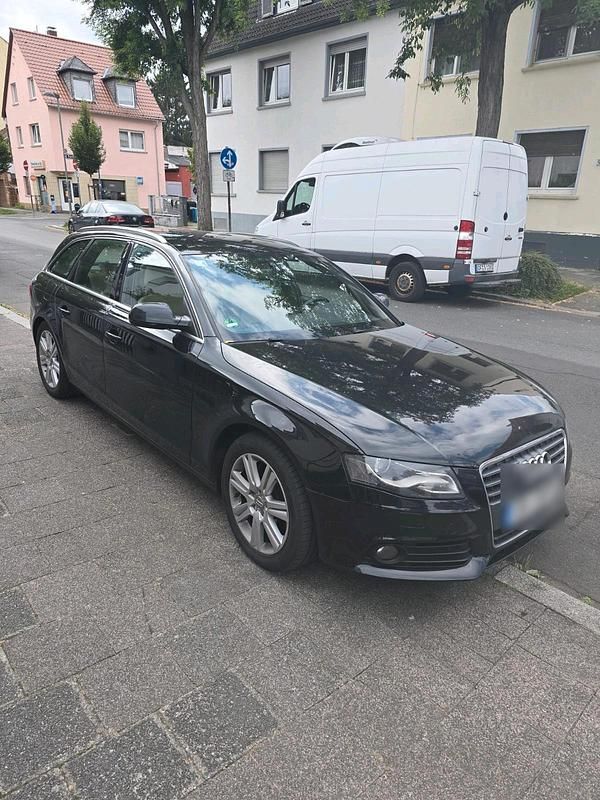 Schwarz Gebraucht 2011 Audi A4 Design Kombi | 8.000 € (Fairer Preis) - Bild 1/4