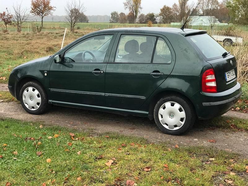 Gebraucht 2002 Skoda Fabia Kleinwagen | 650 € (Superpreis) - Bild 1/4