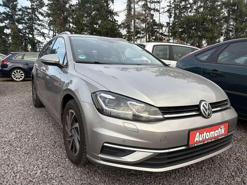 Tungsten silver metallic Gebraucht 2017 VW Golf VII Sound Kombi | 8.829 € (Guter Preis) - Bild 1/4