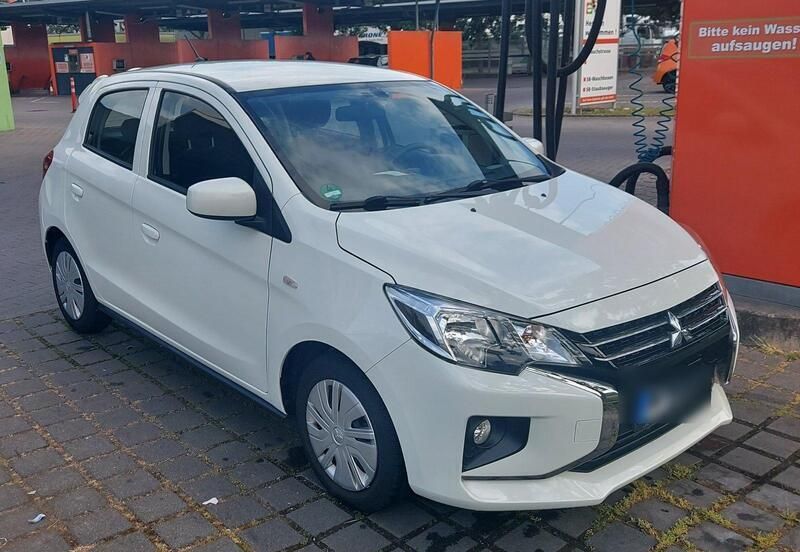 Weiß Gebraucht 2022 Mitsubishi Space Star Select Kleinwagen | 8.600 € (Superpreis) - Bild 1/4