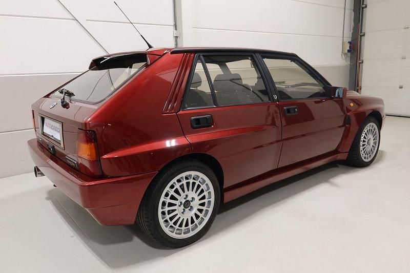 Gebraucht Lancia Delta 215 PS (158 kW) 1992 Rot Kleinwagen