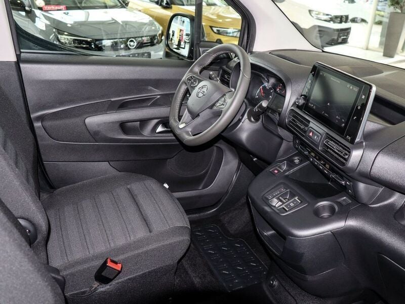 Używany Opel Combo-e Life Edition 100 kW (136 KM) 2024 Czarny Minivan